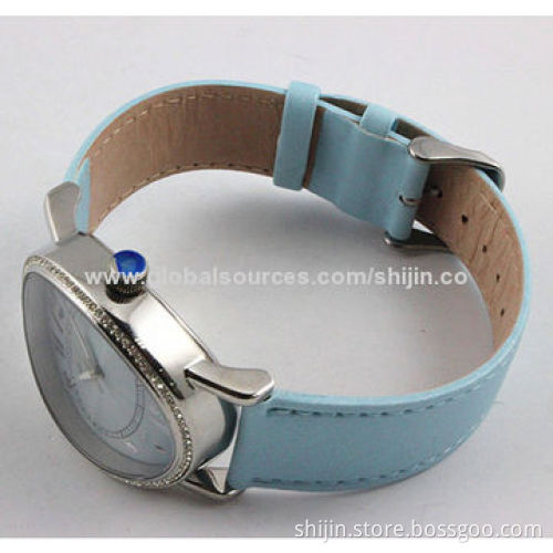 Unique Stainless Steel Watch with Personalized Case, Different Colors, Fashion and Vogue, OEM, China